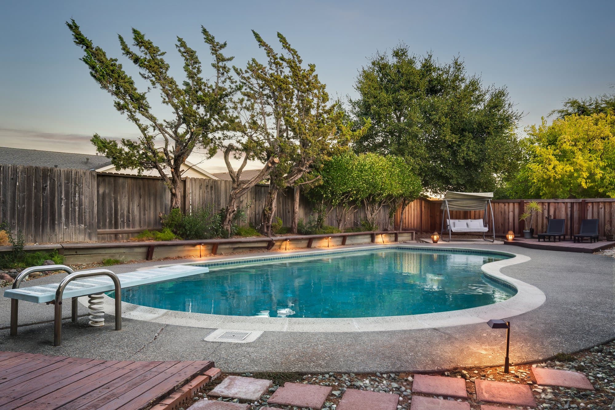 434 San Carlos Way, photograph 21 of 25.